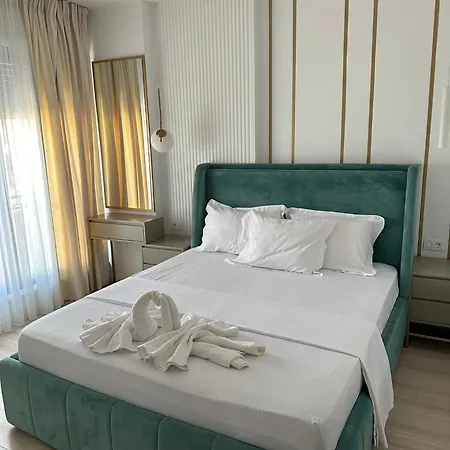 Apartment Galaxy Luxury #3 Center *